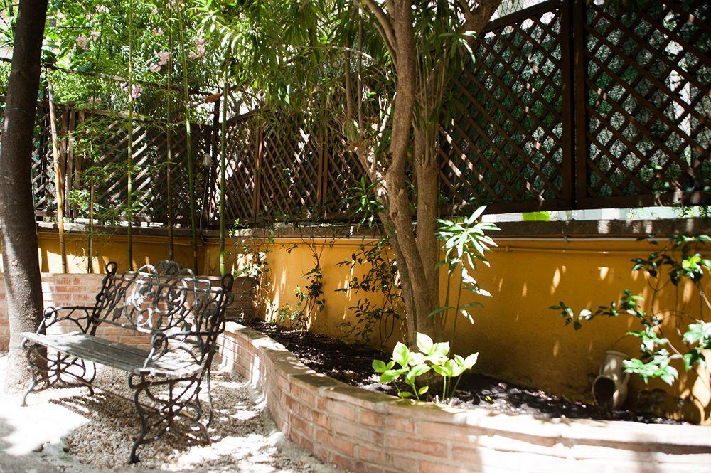 Almes Guest house Rome