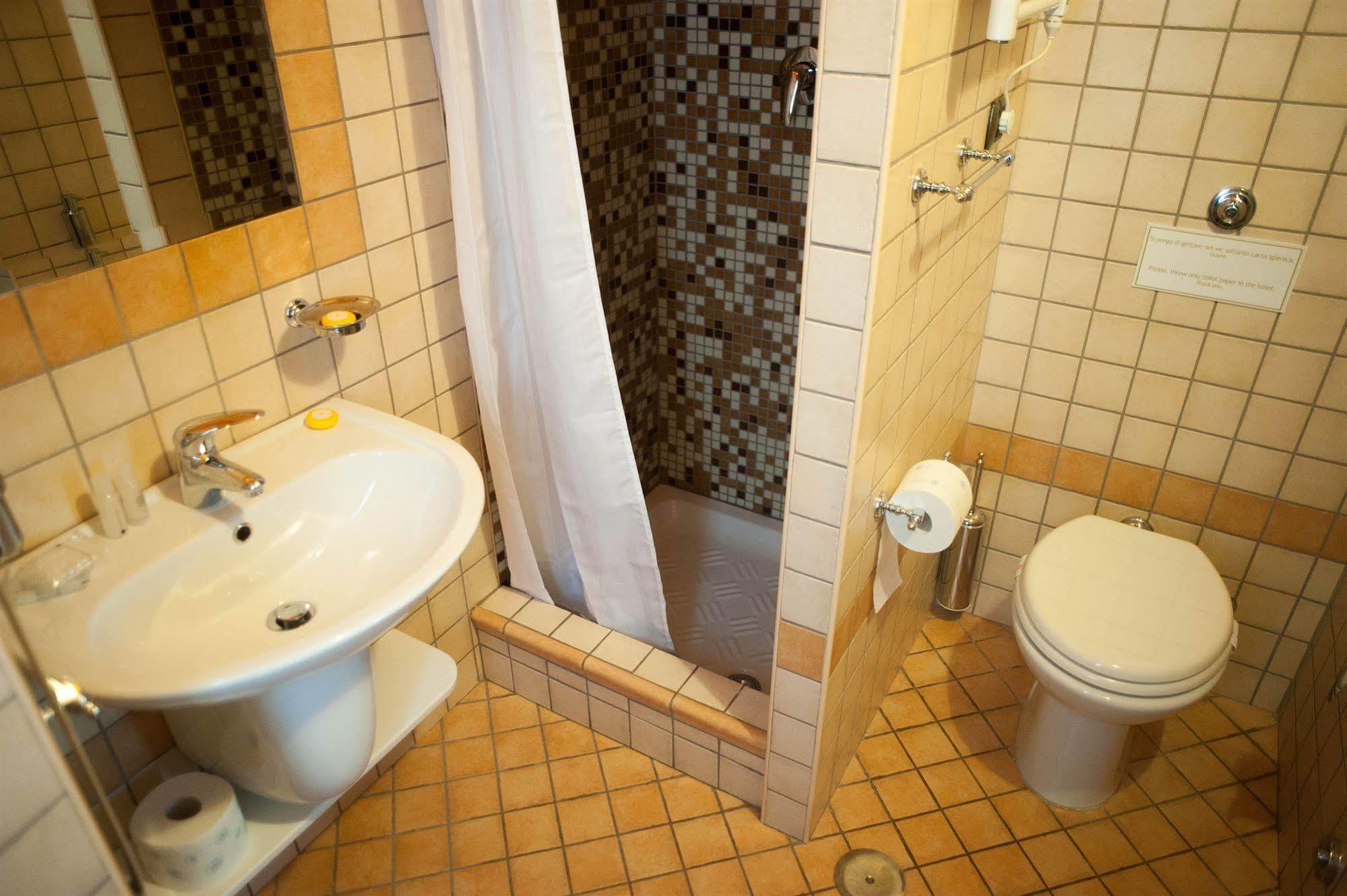 Almes Guest house Rome